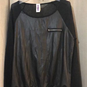 NWT Black top with zipper pocket, mesh sleeves